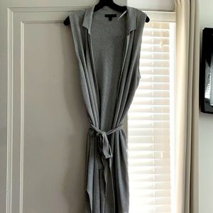 BANANA REPUBLIC Sweater Duster with belt. NEW never worn